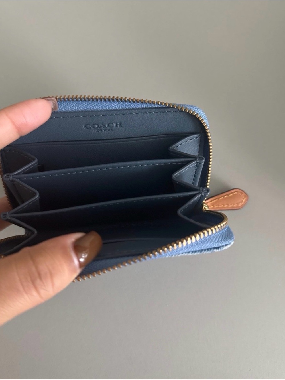 Coach Wallet - Picture 4 of 4